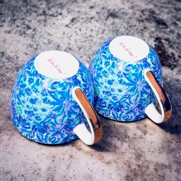 Lilly Pulitzer Ceramic Mugs Set of 2 Blue Floral/Gold 12 fl oz NWOT - Picture 7 of 7